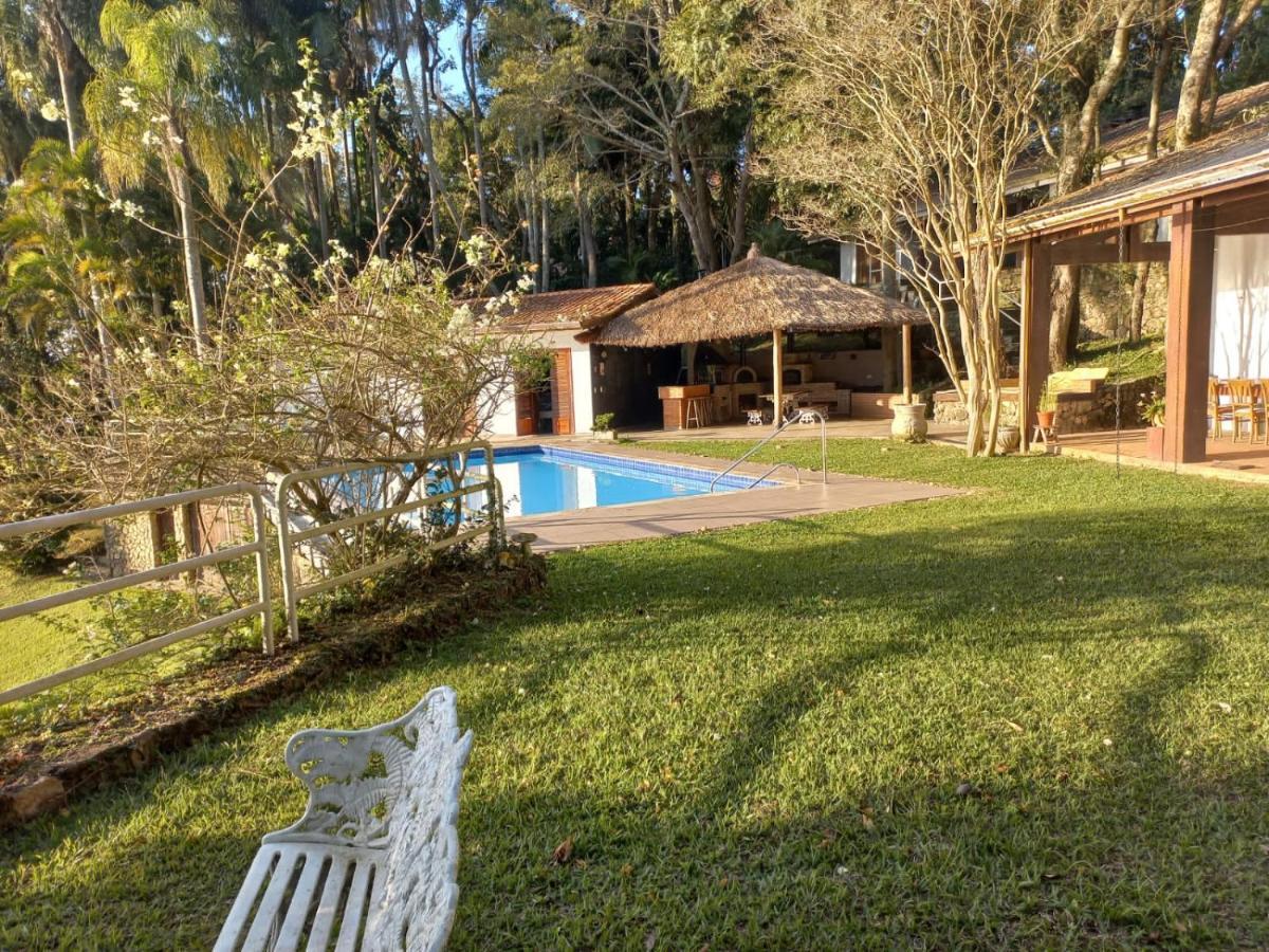 Chacara casa de artista a beira da represa Ibiúna Exterior foto