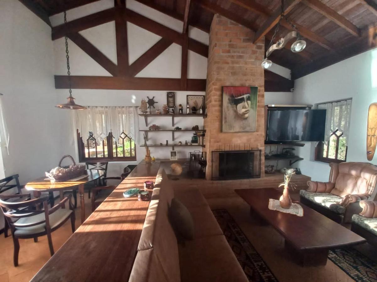 Chacara casa de artista a beira da represa Ibiúna Exterior foto